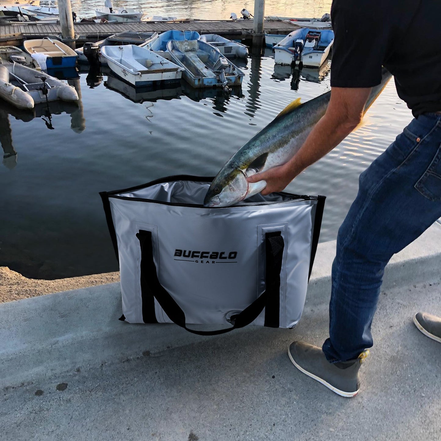 27QT Insulated Fish Cooler Bag, Flat Bottom
