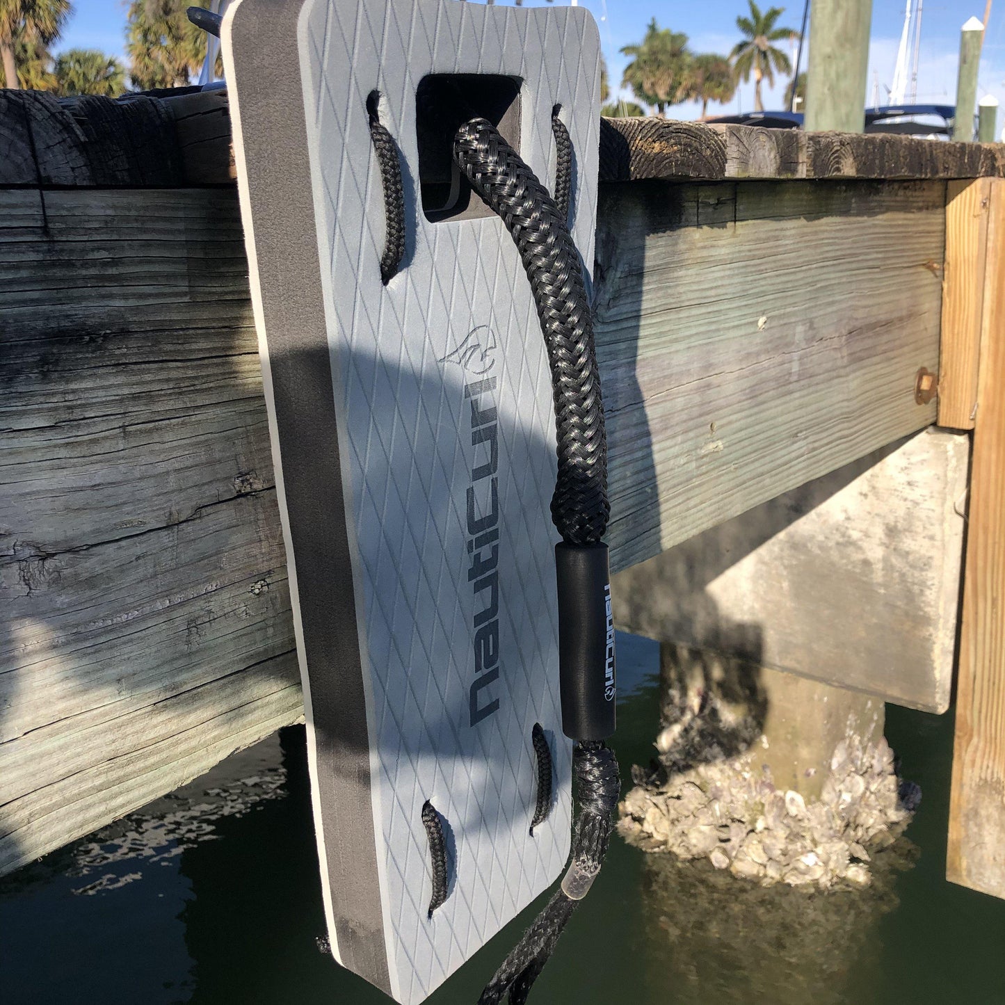 NautiFender - Flat Boat Fender