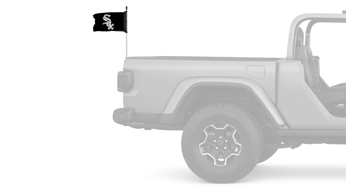 Chicago White Sox 11"x17" Forever Wave Flag for Jeep Wrangler JLU 4-Door 2018-Present