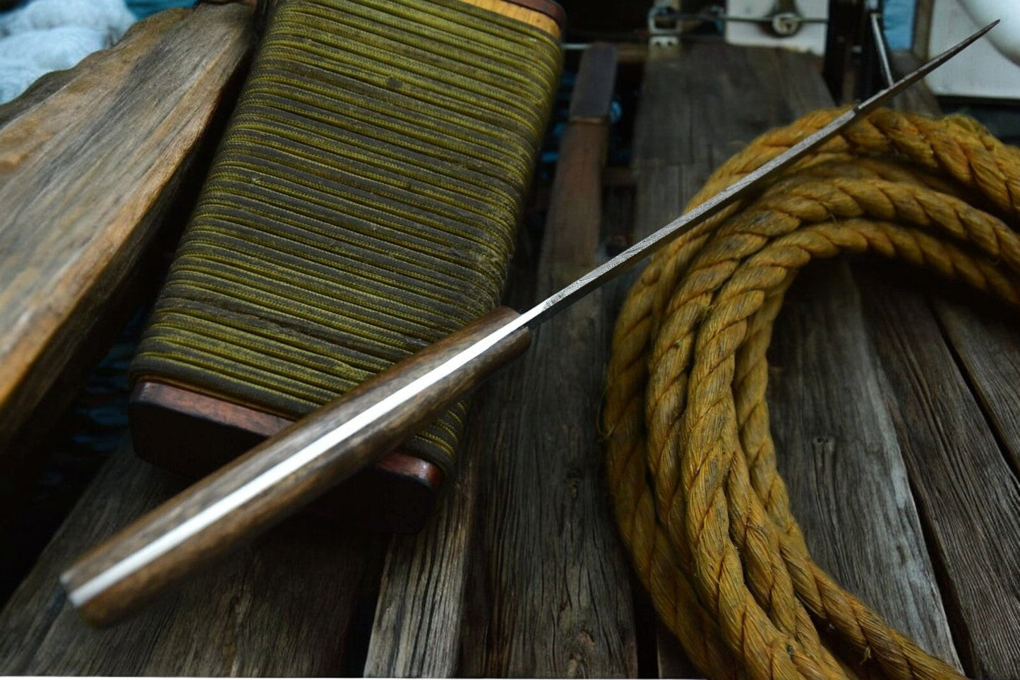 Handmade Damascus Fillet Knife – Walnut Wood Handle